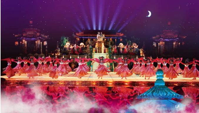 《長恨歌》開啟暑假旺季雙場(chǎng)模式?。?！