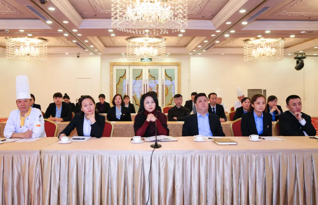 西安唐樂宮召開2021年銷售團(tuán)隊(duì)業(yè)務(wù)能力考評會(圖3)