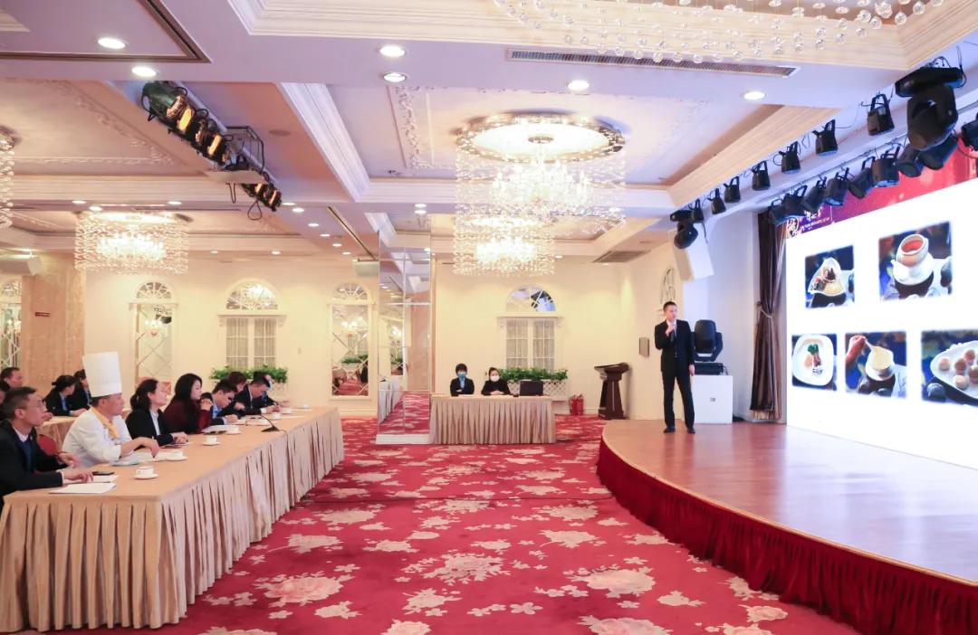 西安唐樂宮召開2021年銷售團(tuán)隊(duì)業(yè)務(wù)能力考評會(圖4)