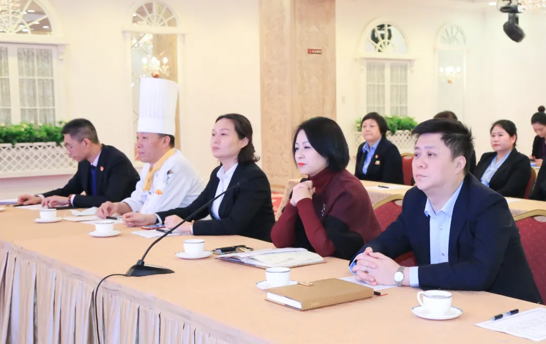 西安唐樂宮召開2021年銷售團(tuán)隊(duì)業(yè)務(wù)能力考評會(圖5)