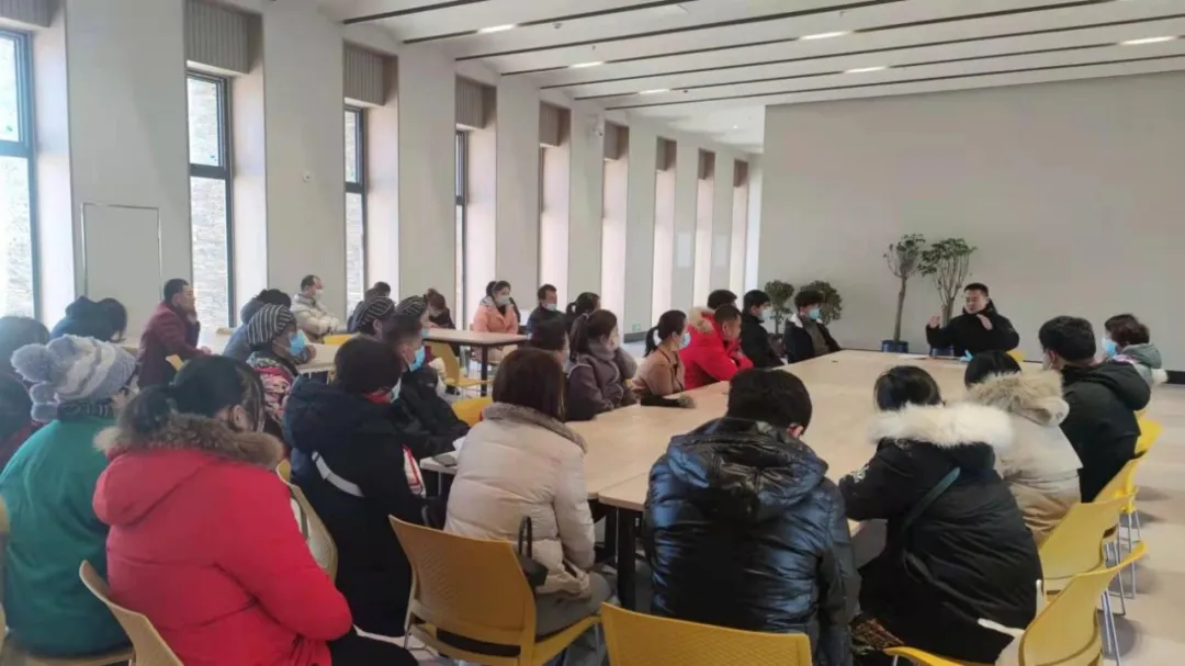 陜旅泰安公司組織開(kāi)展冬季安全防護(hù)培訓(xùn)(圖2)