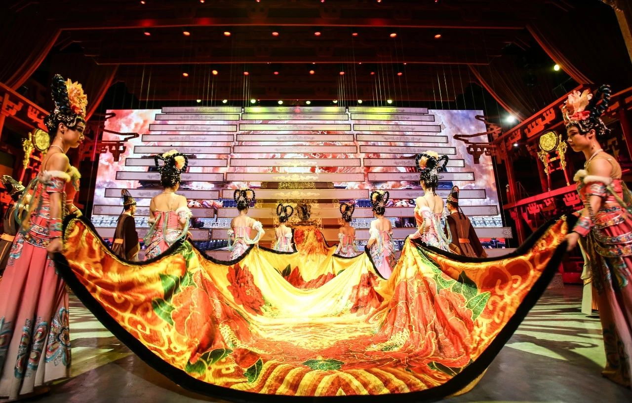 喜迎雙節(jié)丨唐樂宮驚喜不斷，“餅”承心意，以禮相待(圖2)